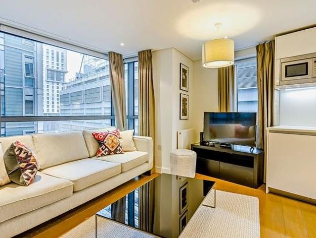 apartment for rent in Merchant Square East, London