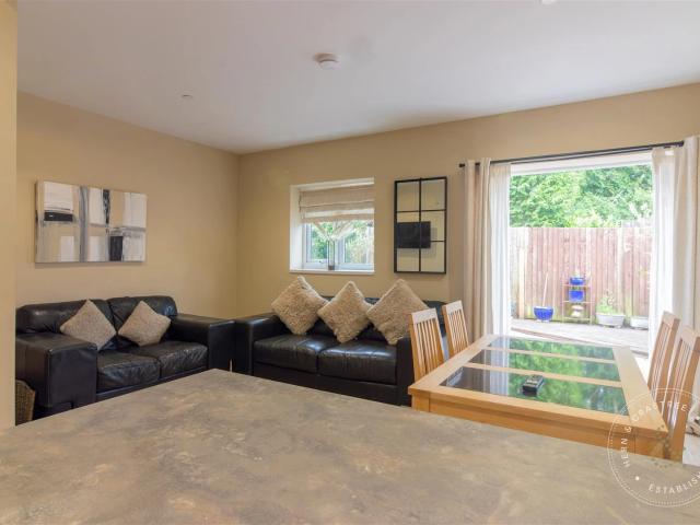 apartment for rent in Merthyr Road, Whitchurch, Cardiff CF14 1DL