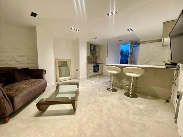 apartment for rent in Mill Lane, SN1 7NU