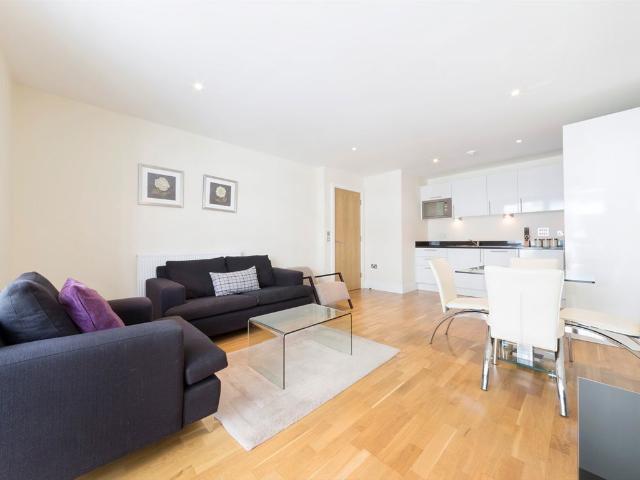 apartment for rent in Millharbour, Canary Wharf