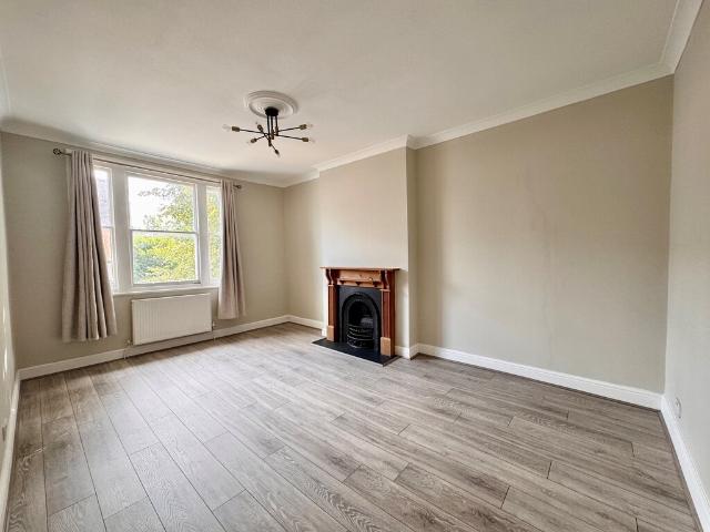 apartment for rent in Myddleton Road