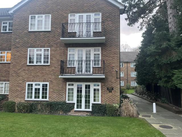apartment for rent in Myrtleside Close, Northwood