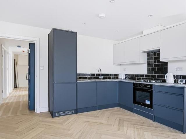 apartment for rent in Norbury Avenue, SW16