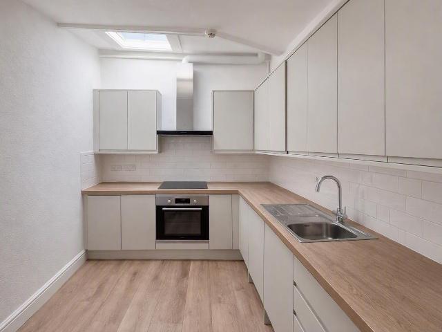 apartment for rent in Norfolk Terrace, Brighton, Brighton