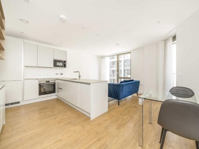 apartment for rent in New Village Avenue, Canary Wharf