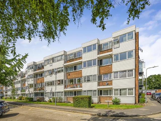 apartment for rent in New Wanstead, E11 2TG