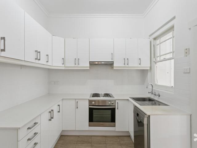 Apartment for Rent in Nedlands