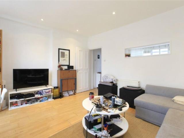 apartment for rent in Nightingale Lane, SW12 8AP