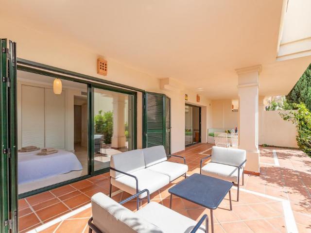 Apartment For Rent in Nueva Andalucía, Marbella