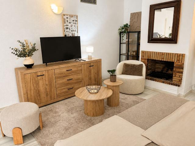 Apartment For Rent in Nueva Andalucía, Marbella