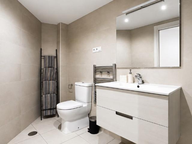Apartment For Rent in Nueva Andalucía La Campana, Marbella