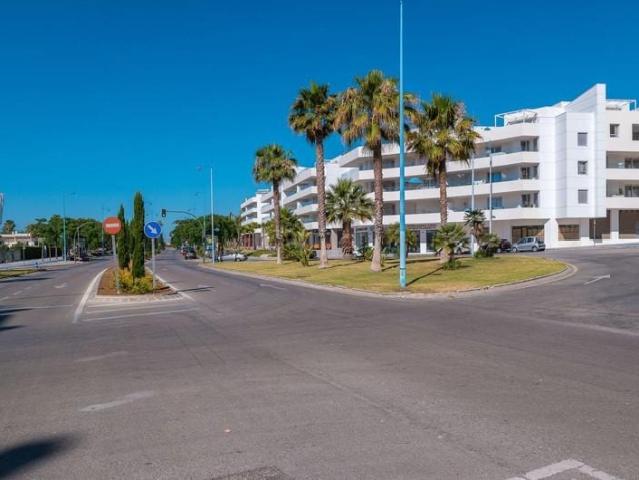 Apartment for rent in Nueva Alcántara, Marbella, Málaga
