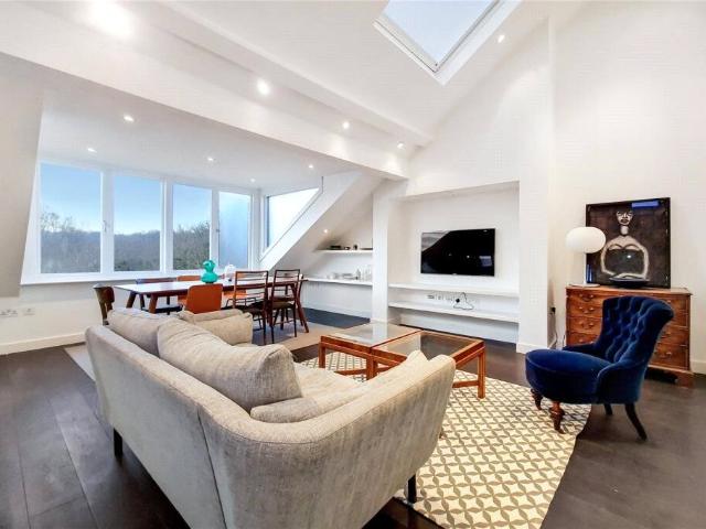 Apartment for rent in South hill park, hampstead heath, nw3