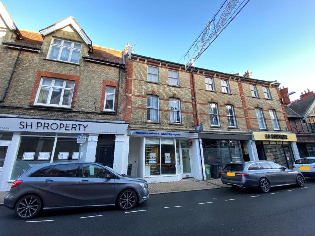 apartment for rent in South Street, Eastbourne