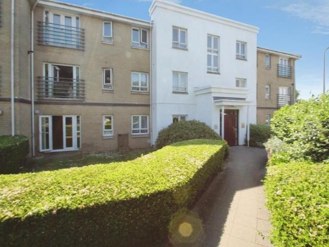 apartment for rent in Sovereign Heights, SL3 8PZ