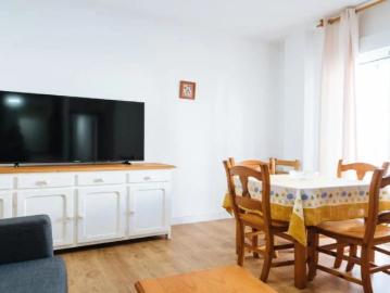 Apartment for rent in San Vicente, 2 bedrooms, bills included