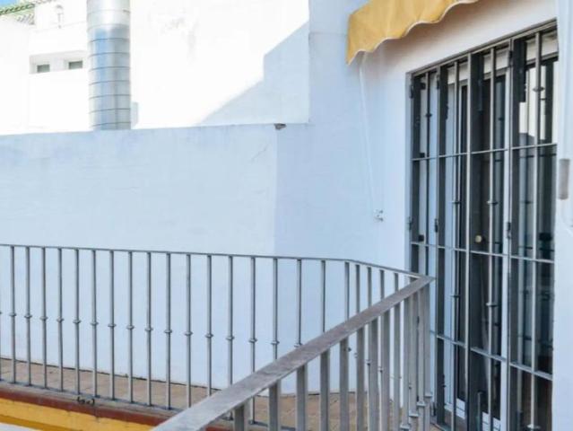 Apartment for rent in San Vicente, 2 bedrooms, bills included