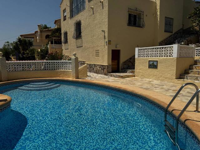 Apartment for rent in Sanet i Negrals, Alicante