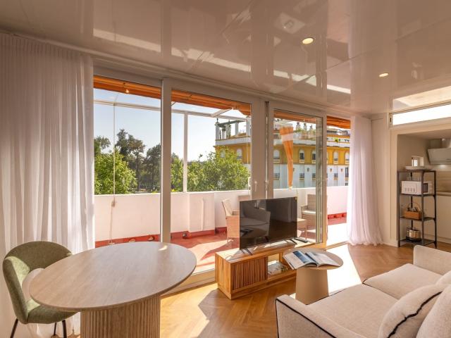 Apartment for rent in Santa Cruz, Seville city, Seville