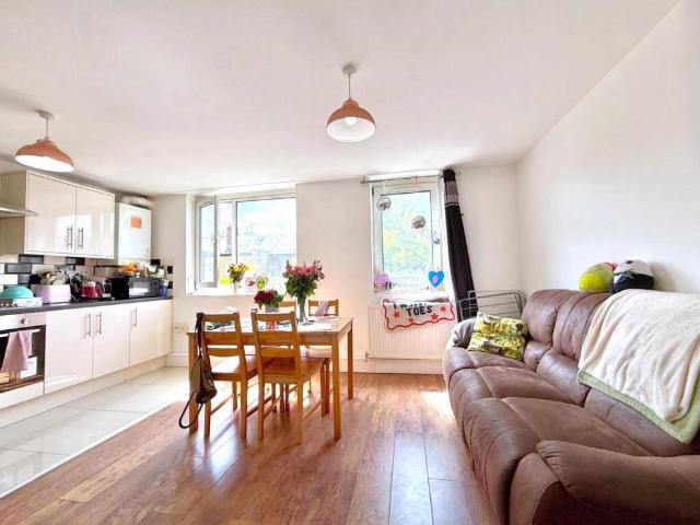 apartment for rent in Seyssel Street, E14 3EH