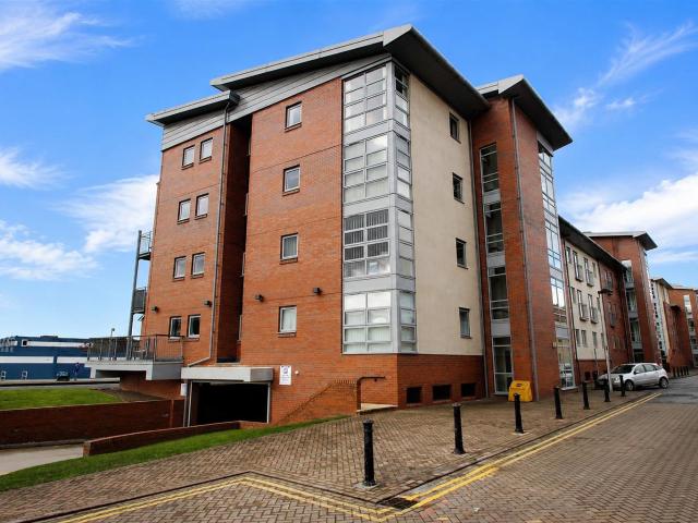 apartment for rent in Shot Tower Close, Chester