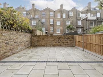 apartment for rent in St. Charles Square, North Kensington, W10
