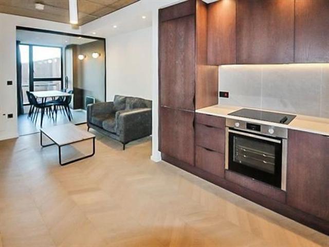 apartment for rent in St Georges Gardens, Castlefield