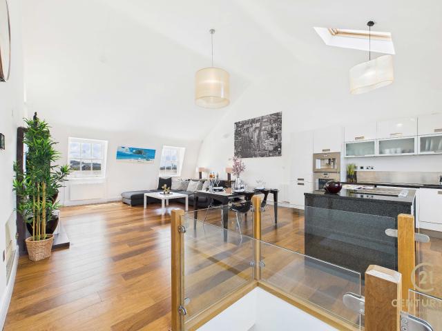 apartment for rent in St. Georges Square, Pimlico, London, SW1V