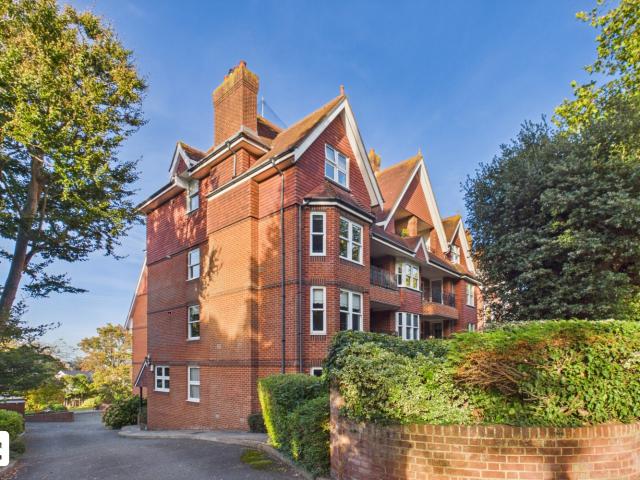 apartment for rent in St Johns Road, Eastbourne