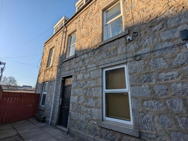apartment for rent in stafford Street, Aberdeen, AB25 3UR
