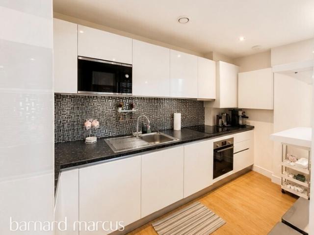 apartment for rent in Staines Road, Hounslow, Hounslow