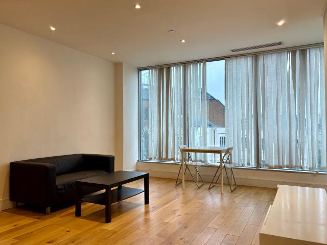 apartment for rent in Staines Road, Hounslow