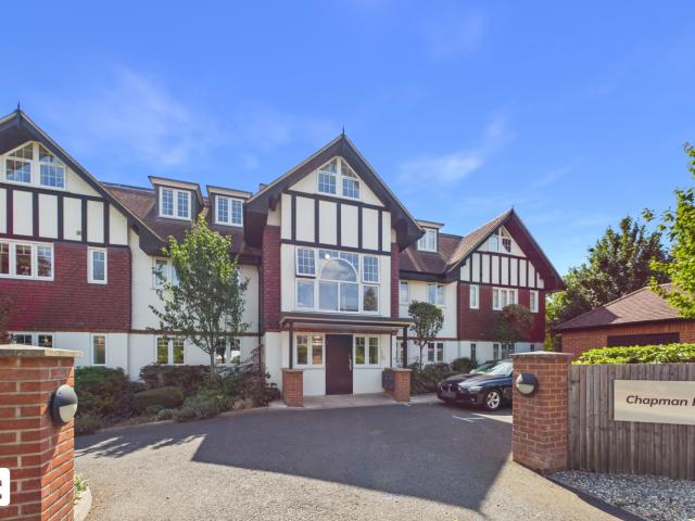 apartment for rent in Stanstead Road, Caterham, Surrey, CR3