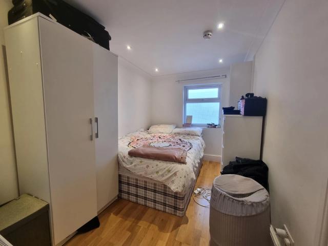 apartment for rent in Station Terrace, Kensal Rise, London, NW10