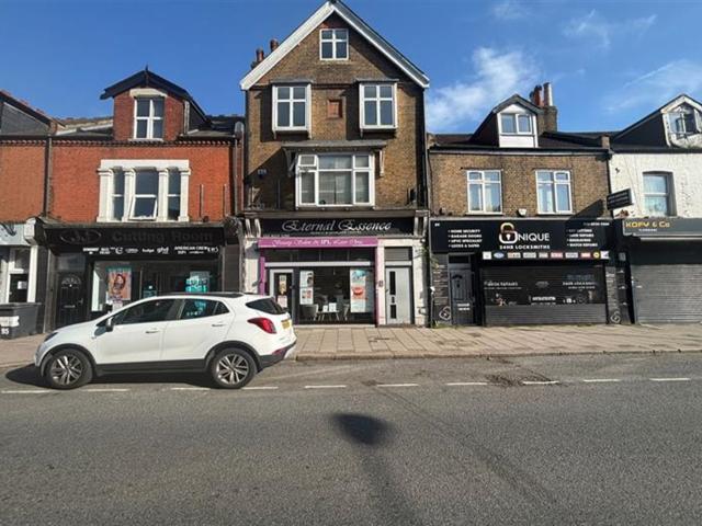 apartment for rent in Station Road, Chingford, E4