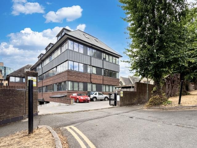 apartment for rent in Station Road, Redhill, Redhill
