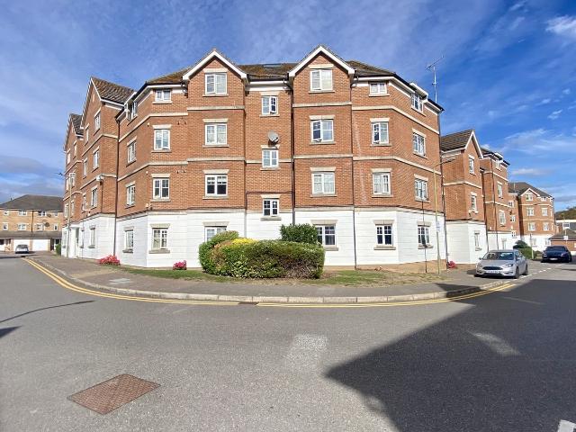 apartment for rent in Symphony Close, Edgware, HA8