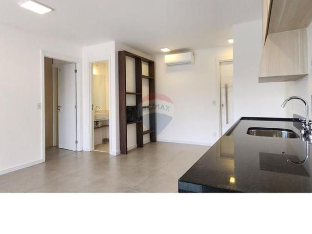 Apartment for rent in Pompéia in the west zone of São Paulo with 1 suite and 50 m²
