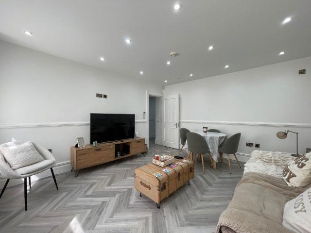 apartment for rent in Palmeira Mansions, Church Road, Hove, BN3 2FA