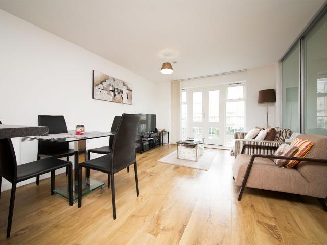 apartment for rent in Park Lodge Avenue, West Drayton