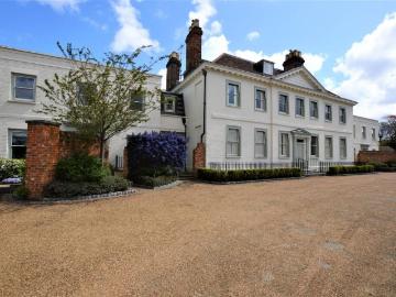 apartment for rent in Parkers Lane, KT21 2AX