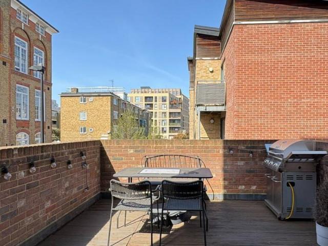 apartment for rent in Pelling Street, E14 7FH