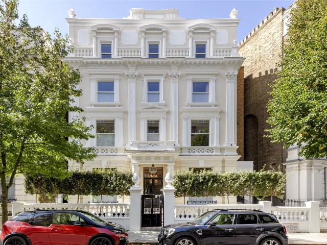 apartment for rent in Pembridge Gardens, Notting Hill, W2