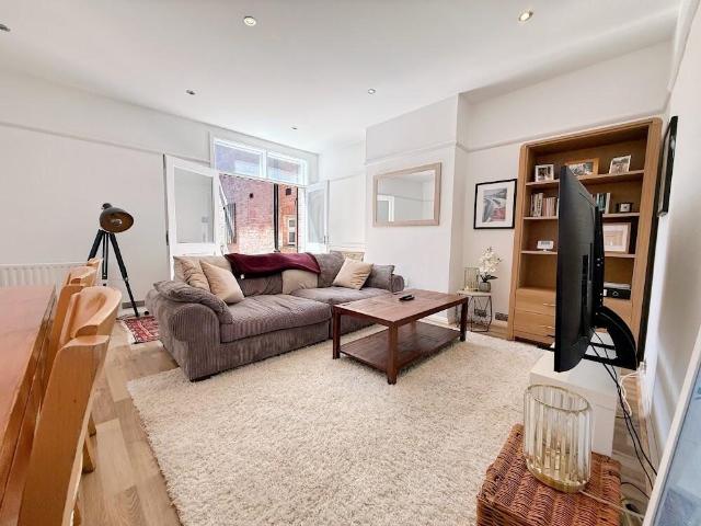 apartment for rent in Penn Hill Avenue, BH14 9NB