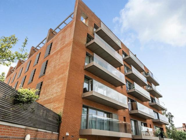 apartment for rent in Penrose Gardens, Hampstead, London