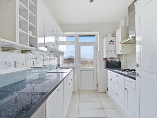apartment for rent in Pitshanger Lane, W5 1QH