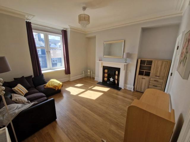 apartment for rent in Pitstruan Place, Aberdeen, AB10 6PR