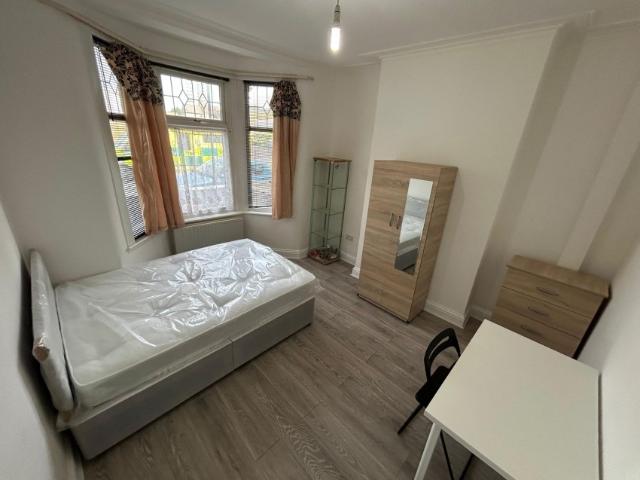apartment for rent in Plaistow, London