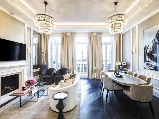 Apartment for rent in Prince Of Wales Terrace, London