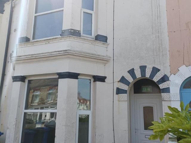 Apartment for rent in Princes Avenue, Withernsea